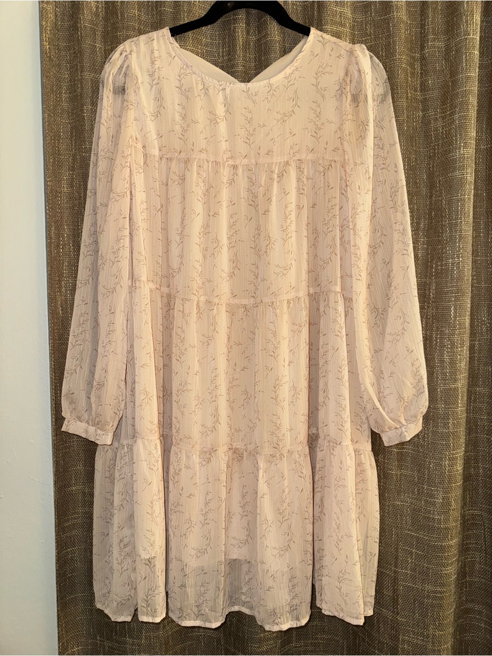 SHEIN Cream Floral Tiered Long-Sleeve Babydoll Dress